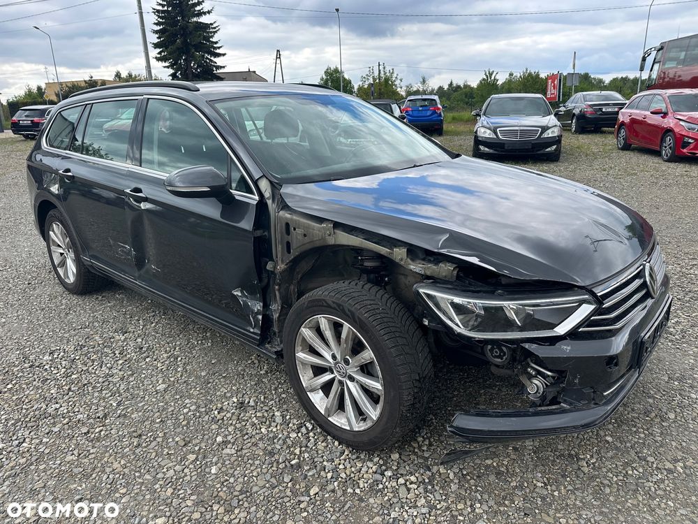 Volkswagen Passat - 28