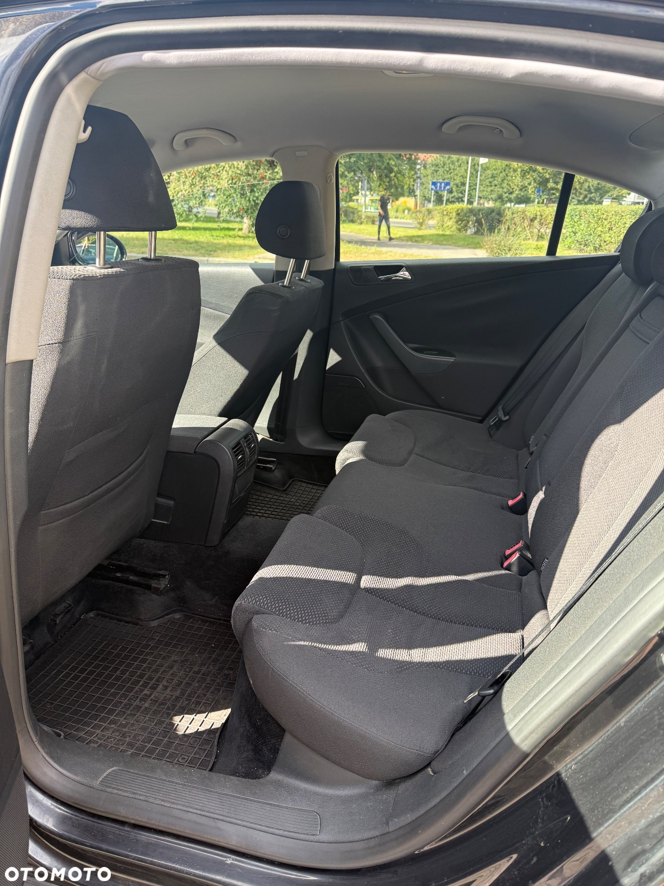 Volkswagen Passat - 17