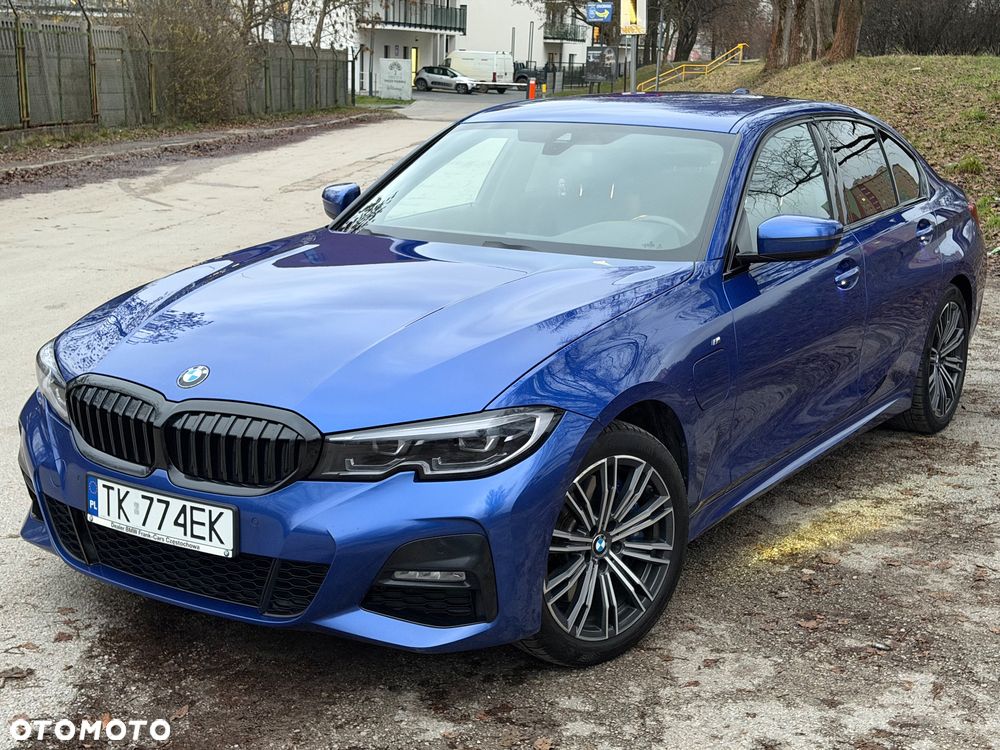BMW Seria 3 330e Sport Line - 1