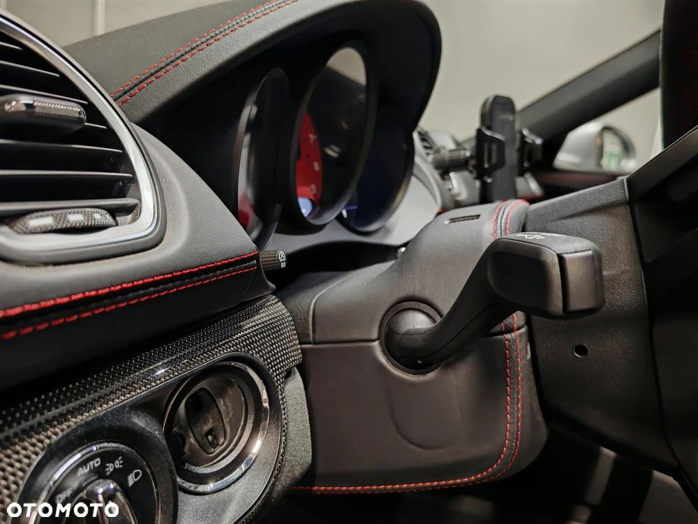 Porsche 718 Spyder Spyder - 28