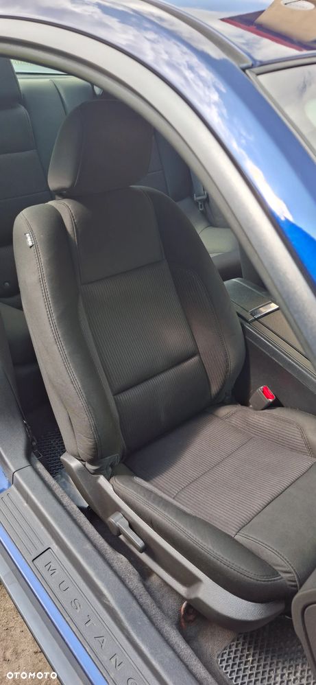 Ford Mustang 3.7 V6 - 18