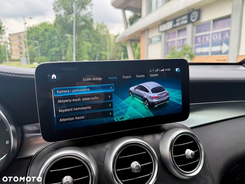 Mercedes-Benz GLC - 28