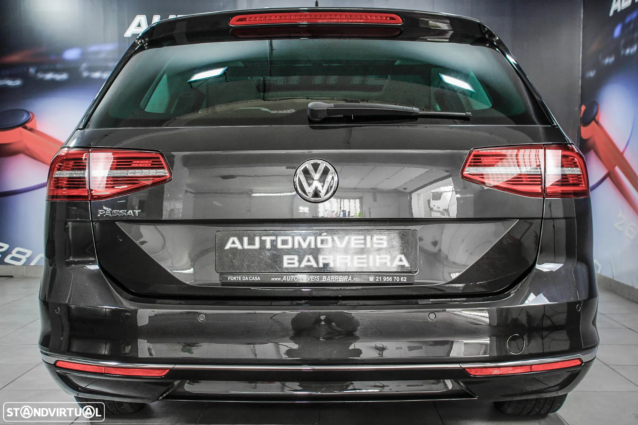 VW Passat Variant 2.0 TDi Highline - 29