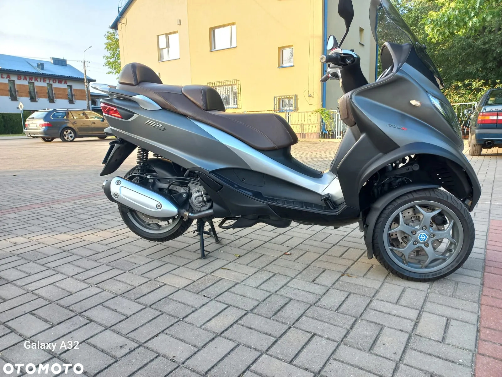 Piaggio MP-3 - 2