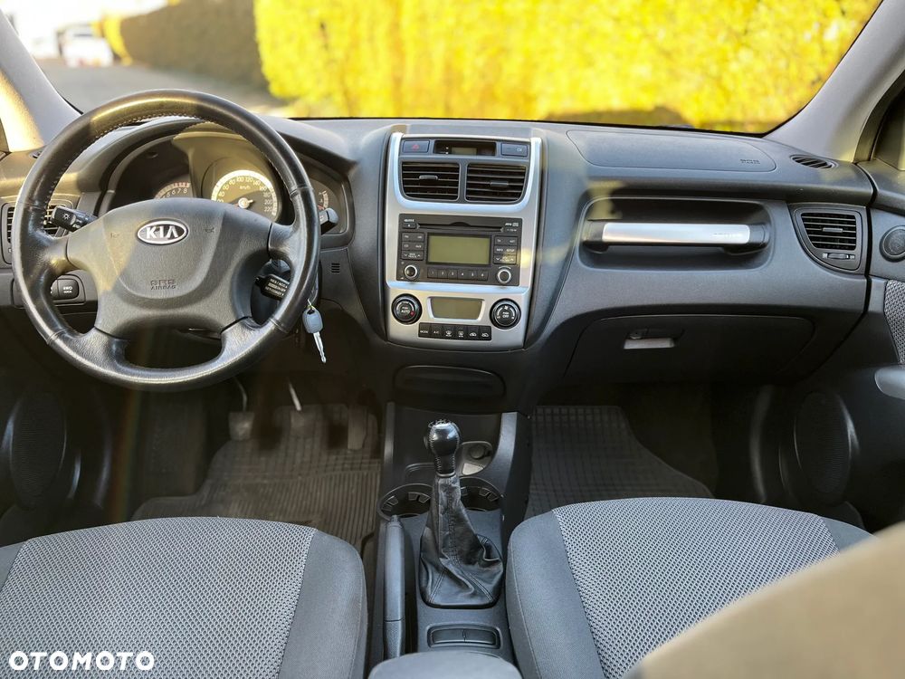 Kia Sportage - 16
