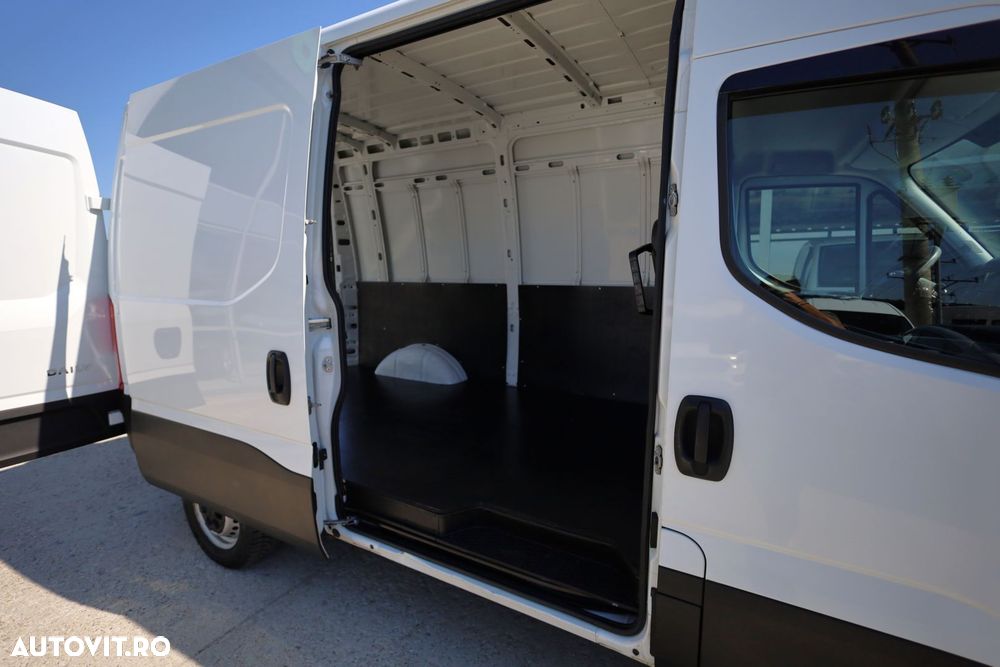 Iveco Daily - 12