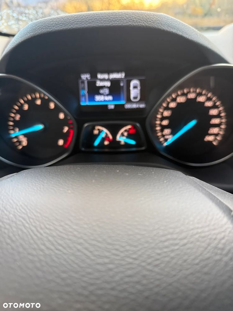 Ford Kuga 1.5 EcoBoost 2x4 Titanium - 11