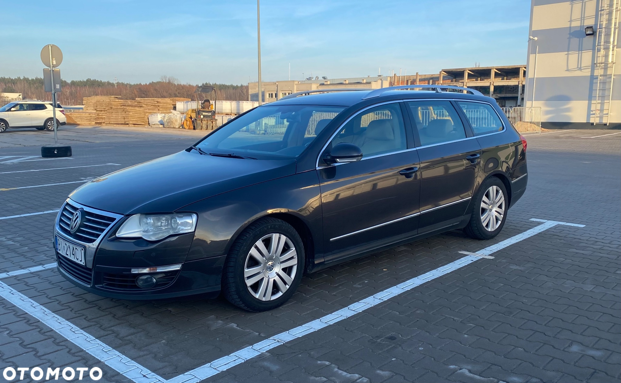 Volkswagen Passat Variant 2.0 Blue TDI DPF Sportline - 8