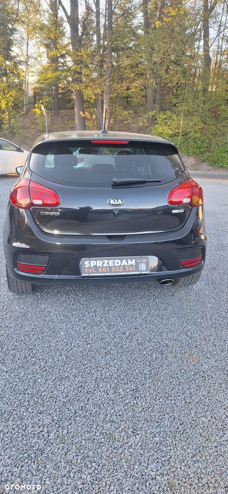 Kia Ceed 1.6 GDI Dream Team Edition - 5