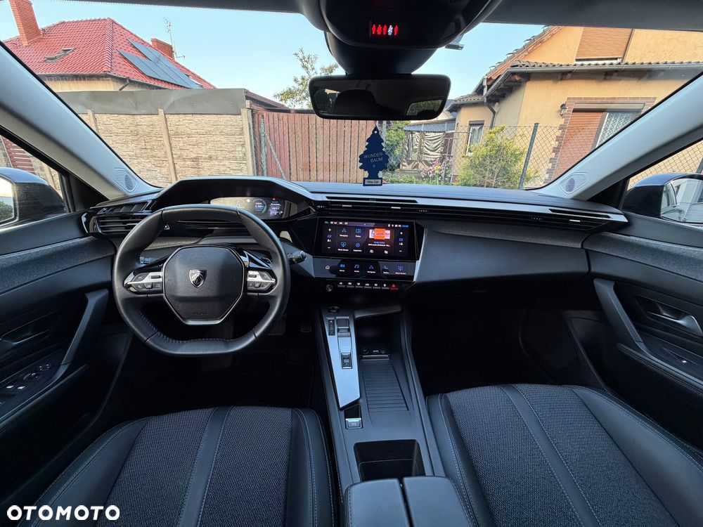 Peugeot 308 1.6 Hybrid PHEV Allure EAT8 - 9