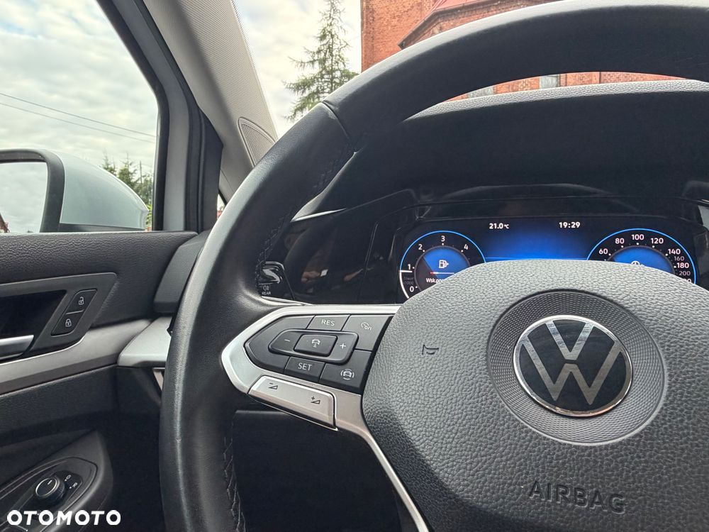 Volkswagen Golf 2.0 TDI Life - 32