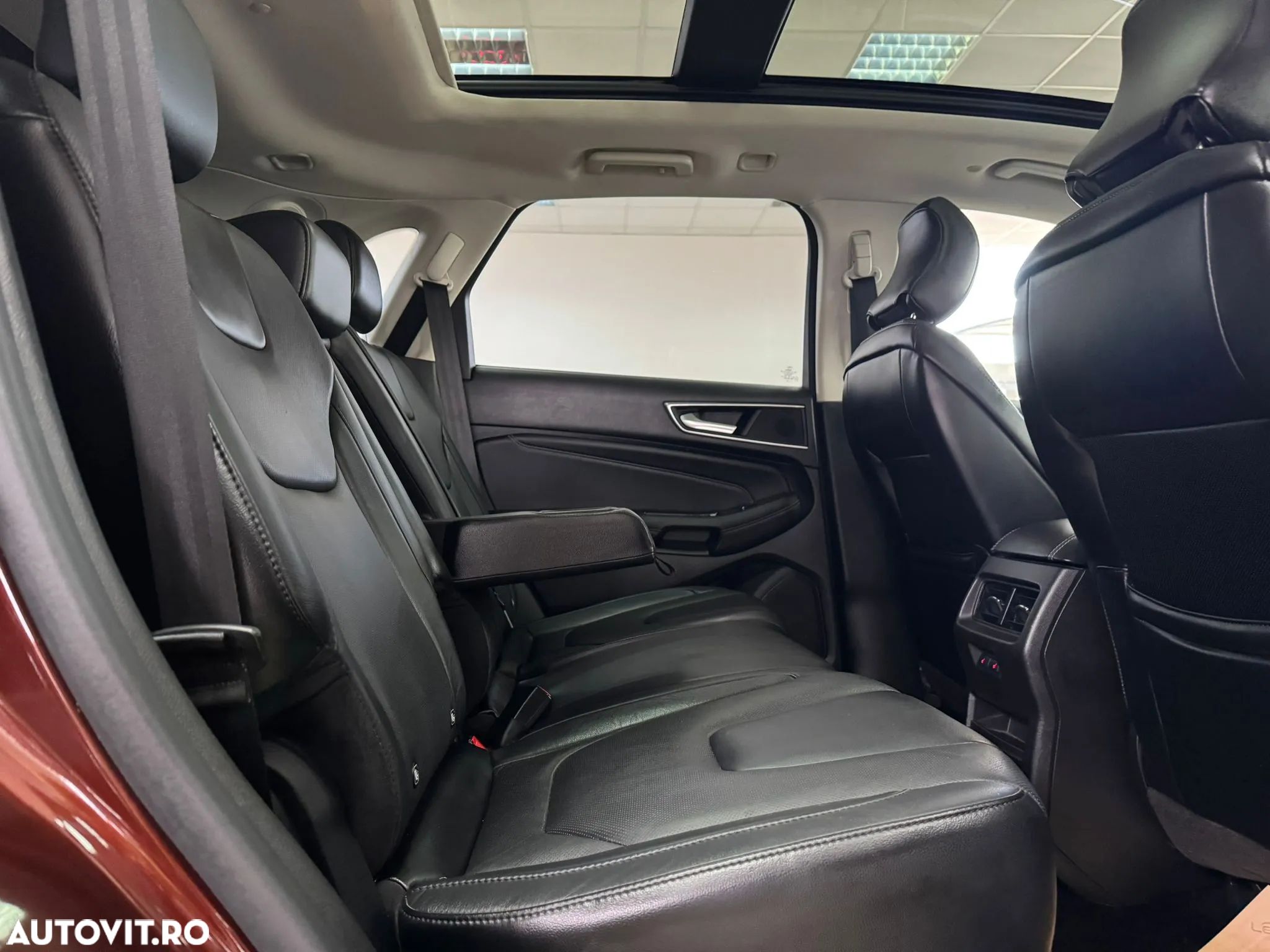 Ford Edge 2.0 TDCi Bi-Turbo 4x4 Titanium - 16