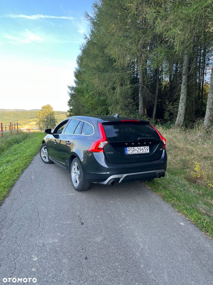 Volvo V60 - 2