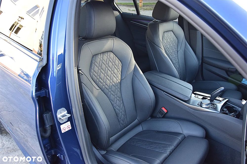 BMW Seria 5 520d MHEV - 22