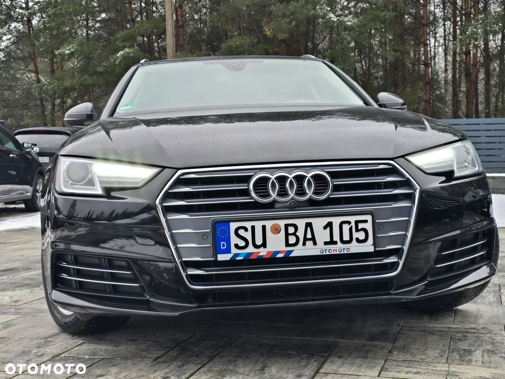 Audi A4 Avant 2.0 TDI design - 4