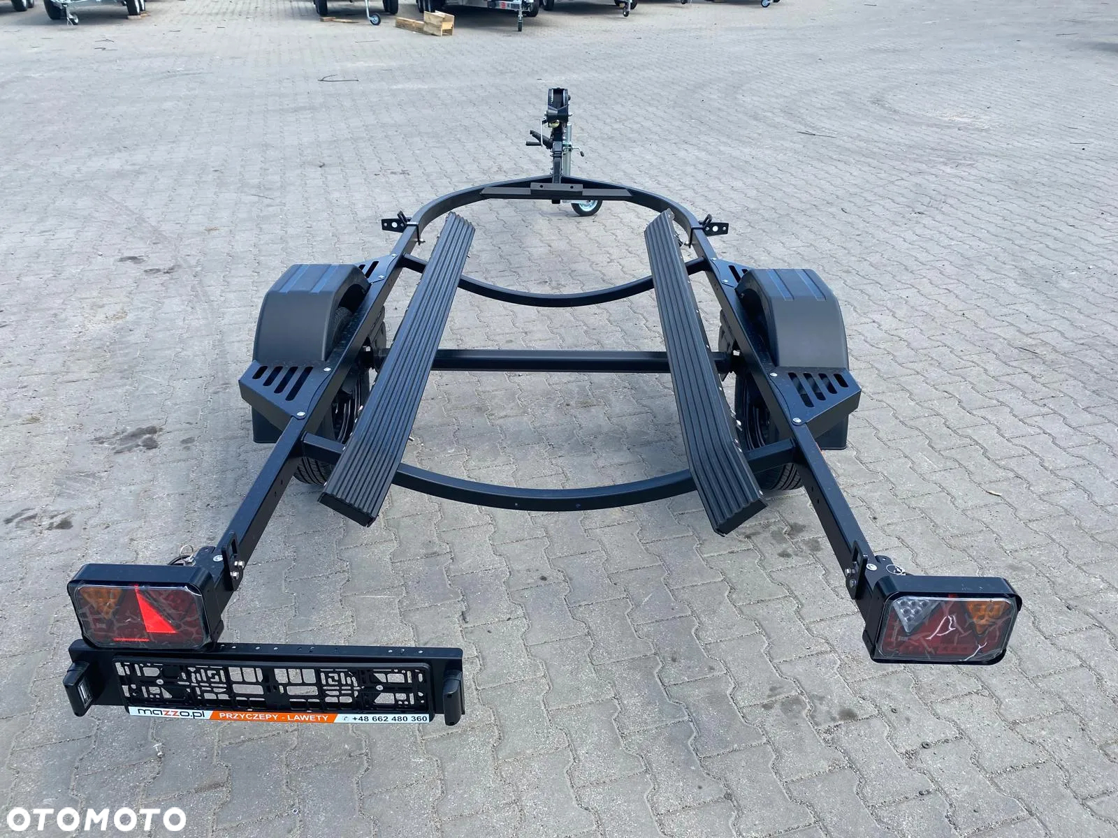 Lorries Przyczepka pod skuter wodny do 3,7 m DMC750kg LAMPY LED lakierowana z płozami, wodoodporne łożyska - 11