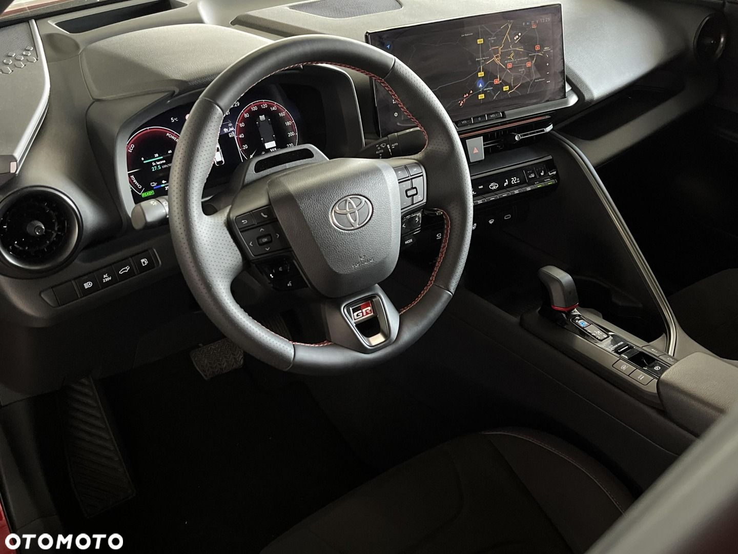 Toyota C-HR - 13
