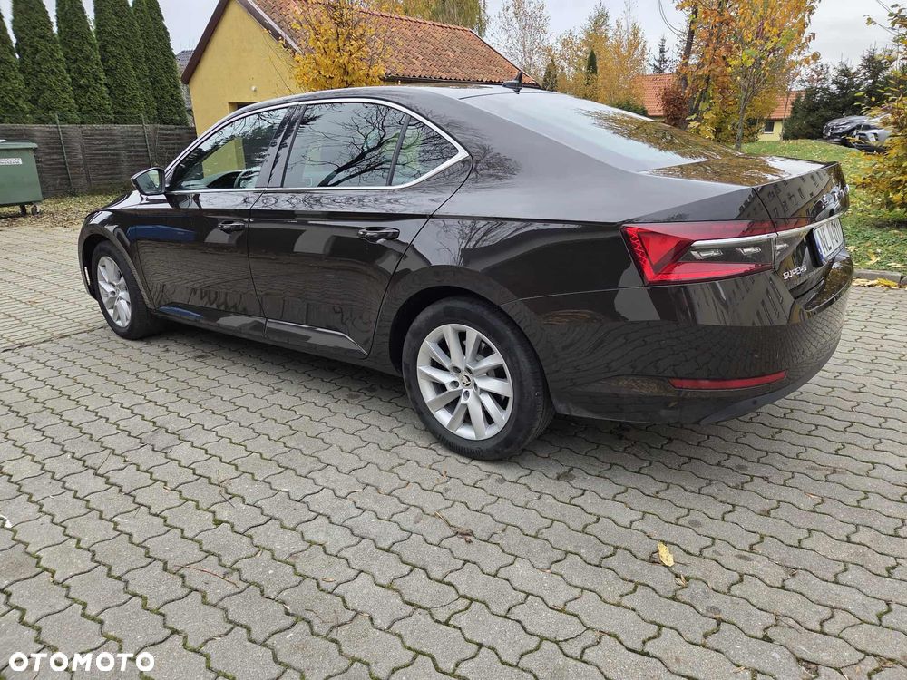 Skoda Superb 2.0 TDI SCR Style DSG - 12