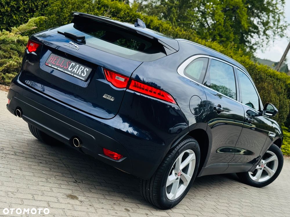 Jaguar F-Pace 25t AWD Prestige - 10