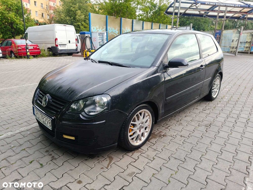 Volkswagen Polo - 1