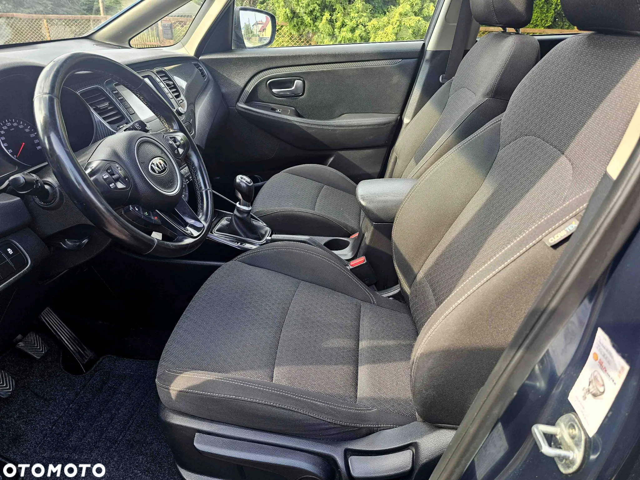 Kia Carens 1.7 CRDi M 7os - 13