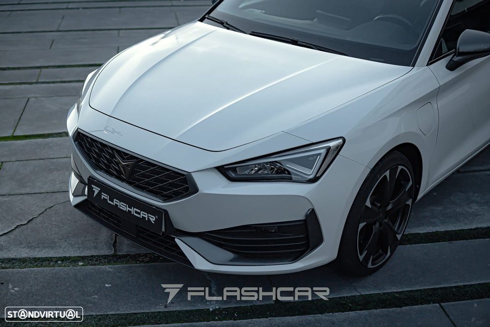 Cupra Leon ST 1.4 e-Hybrid MID DSG - 10