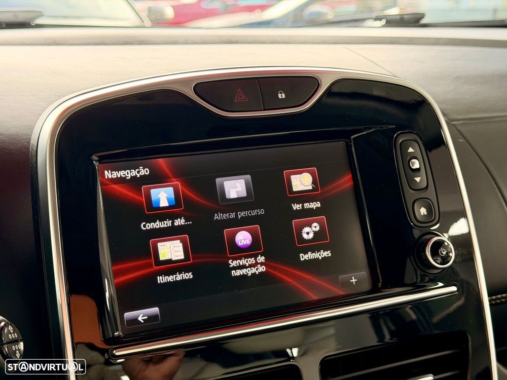 Renault Clio 1.2 TCe Initiale Paris EDC - 26