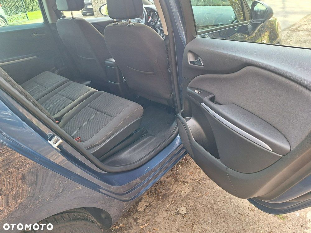 Opel Zafira - 19