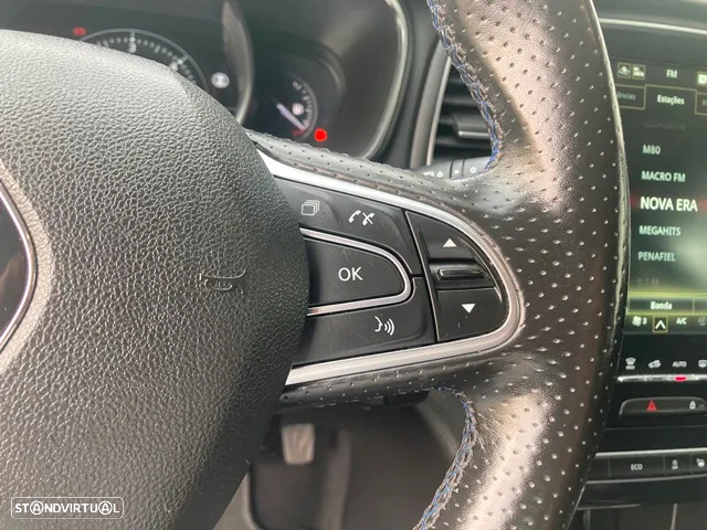Renault Mégane Sport Tourer 1.5 Blue dCi GT Line EDC - 18