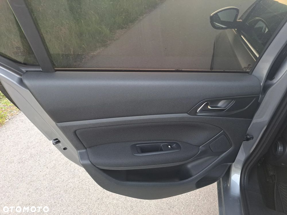 Peugeot 308 - 14
