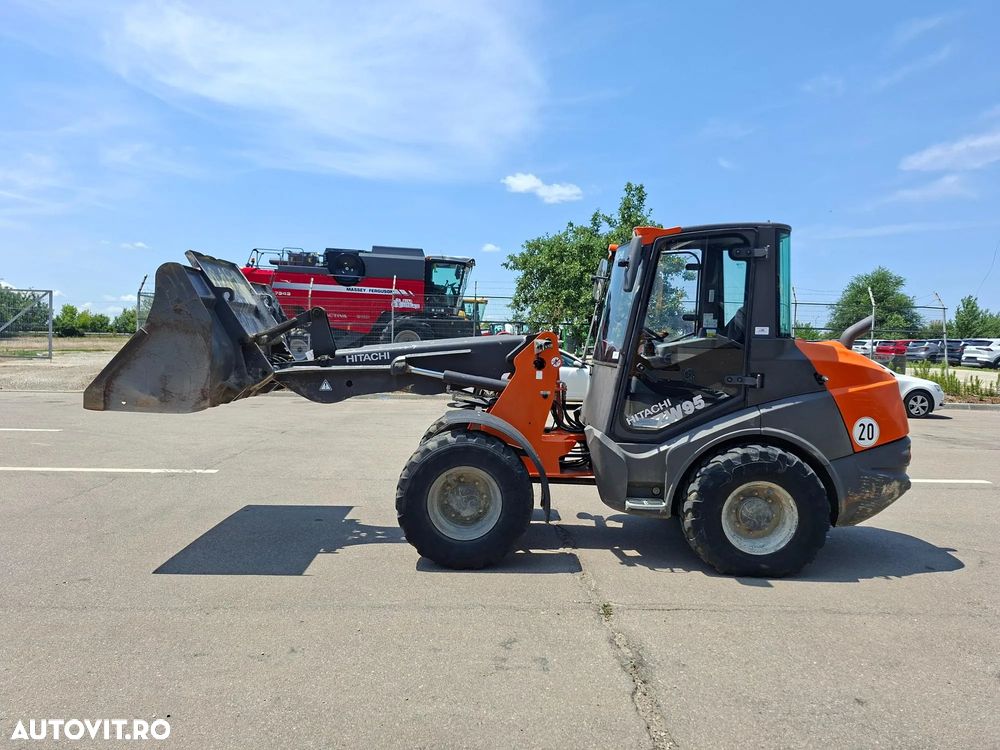 Hitachi ZW95-6C  4x4 - 9