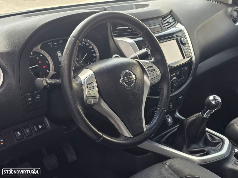 Nissan Navara 2.3 dCi CD 4WD N-Connecta Nav+Barras - 10