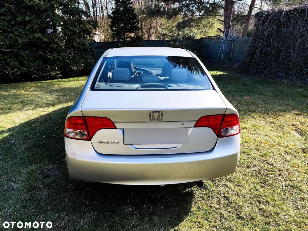 Honda Civic 1.8 Sport - 8