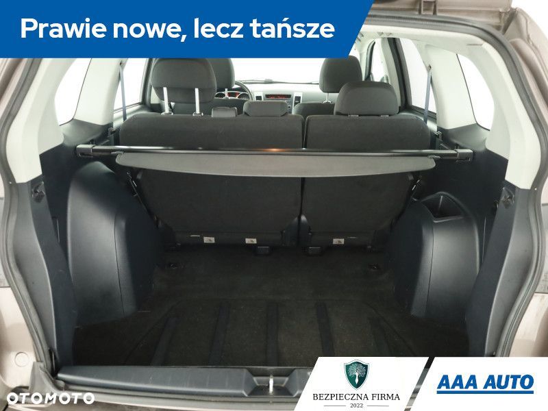 Mitsubishi Outlander - 13