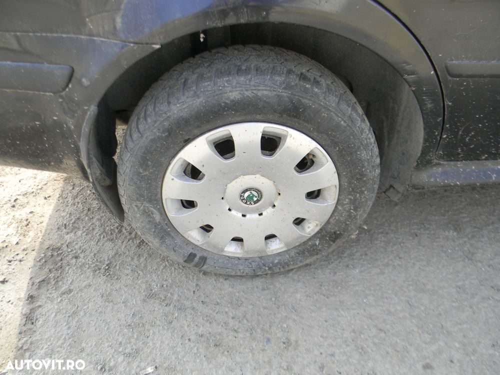 Dezmembrari  Skoda OCTAVIA 1 (1U)  1996  > 2010 1.6 Benzina - 24