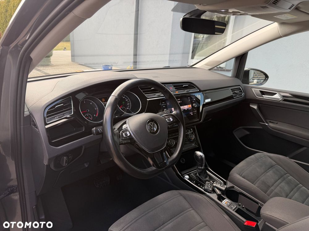 Volkswagen Touran 2.0 TDI SCR (BlueMotion Technology) DSG Highline - 11