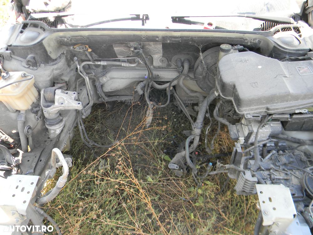 Dezmembrari  Peugeot 407  2004  > 0000 2.0 HDi Motorina - 10