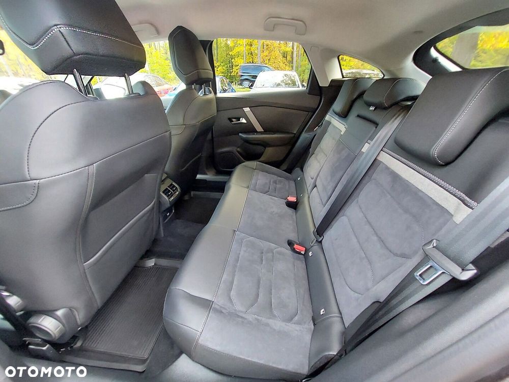 Citroën C4 1.2 mHEV Max eDCT6 - 10