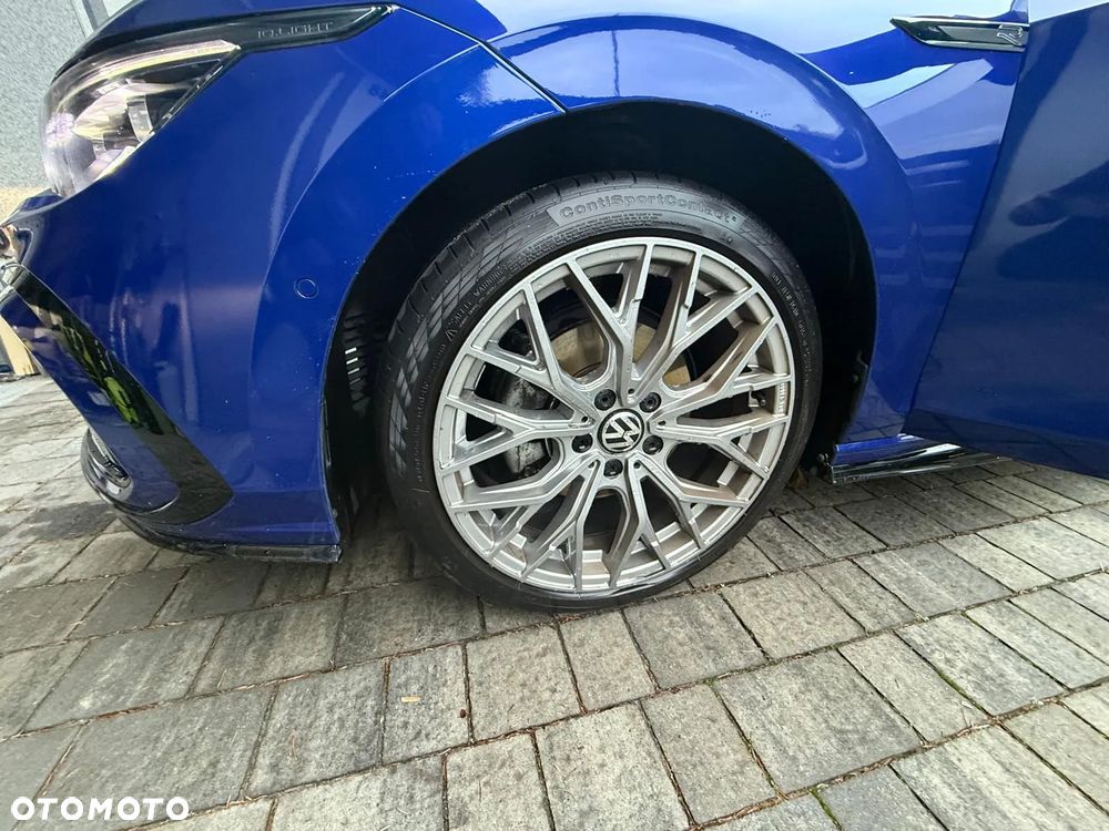 Volkswagen Golf VIII 2.0 TDI R-Line Plus DSG - 11