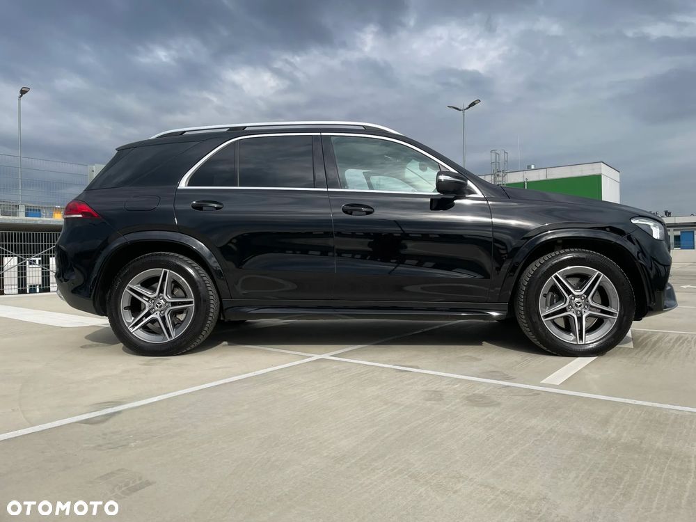 Mercedes-Benz GLE 300 d 4Matic 9G-TRONIC AMG Line - 12