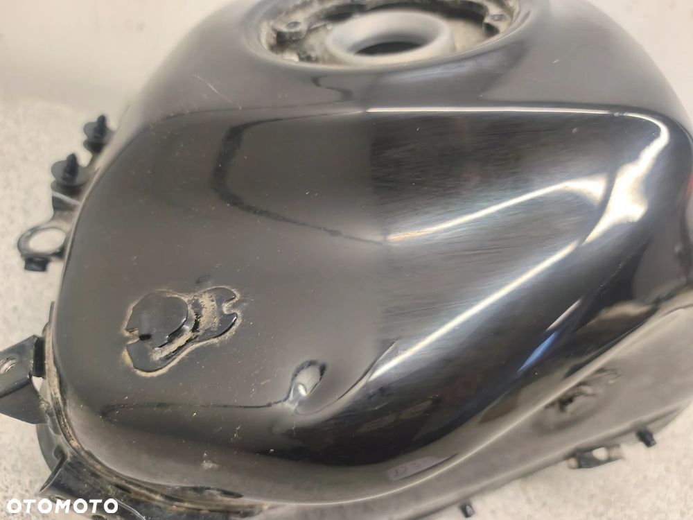 Bak, zbiornik paliwa KTM 125 Duke - 9