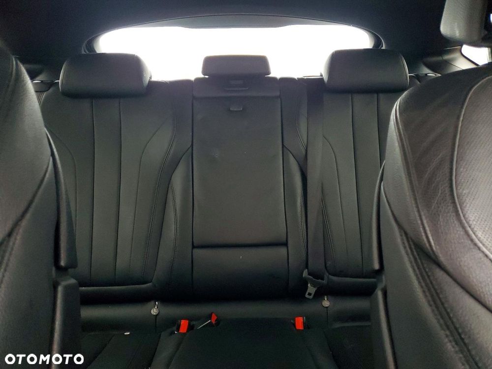 BMW X6 - 11