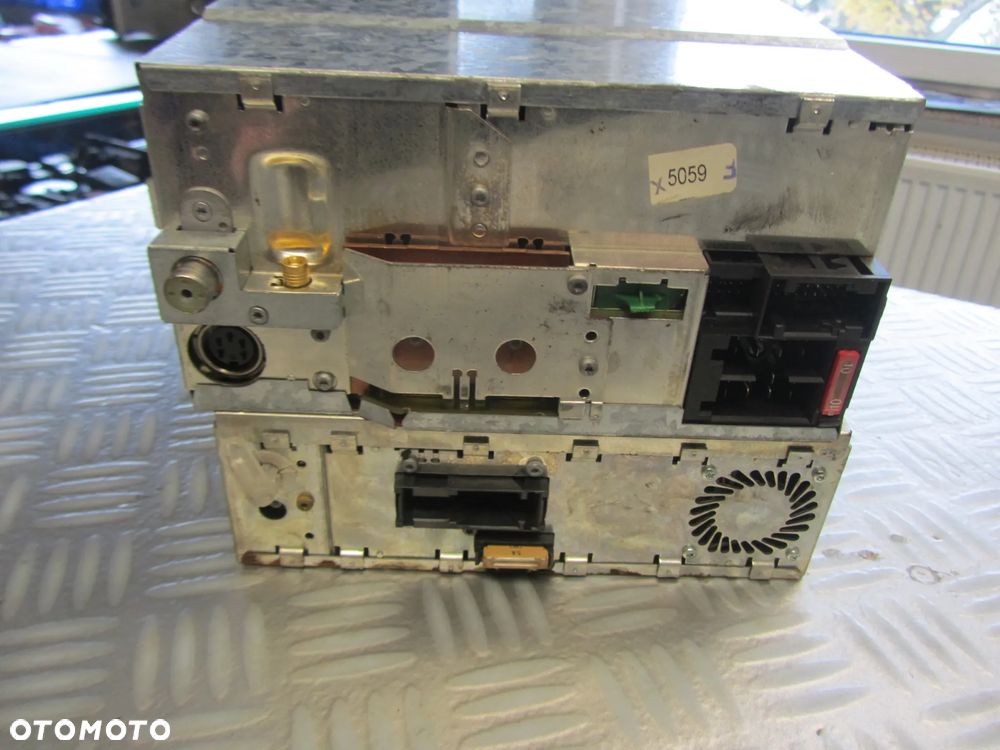 radio 2208200389 - 4
