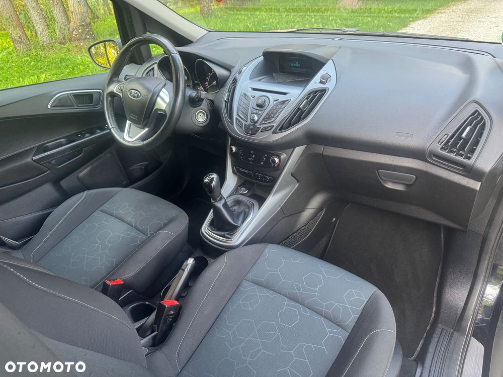 Ford B-MAX - 17