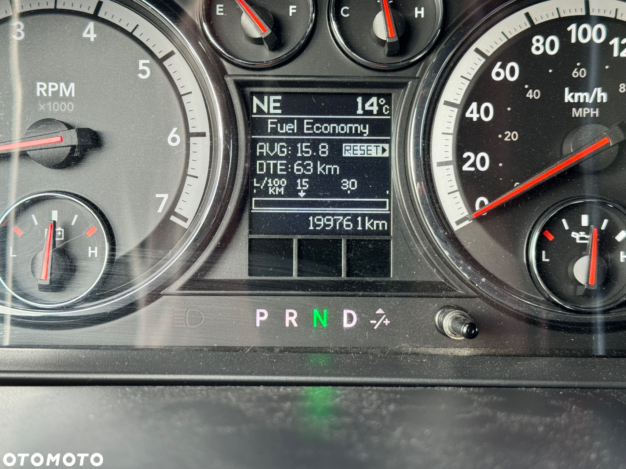 Dodge RAM 1500 5.7 4x4 - 15