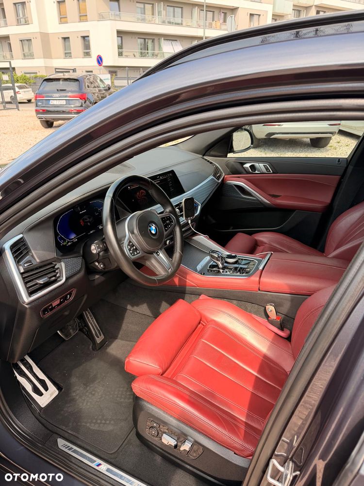 BMW X6 xDrive40i mHEV - 10