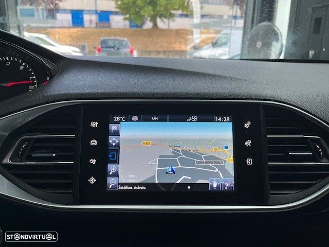 Peugeot 308 SW 1.6 BlueHDi Allure J17 - 15