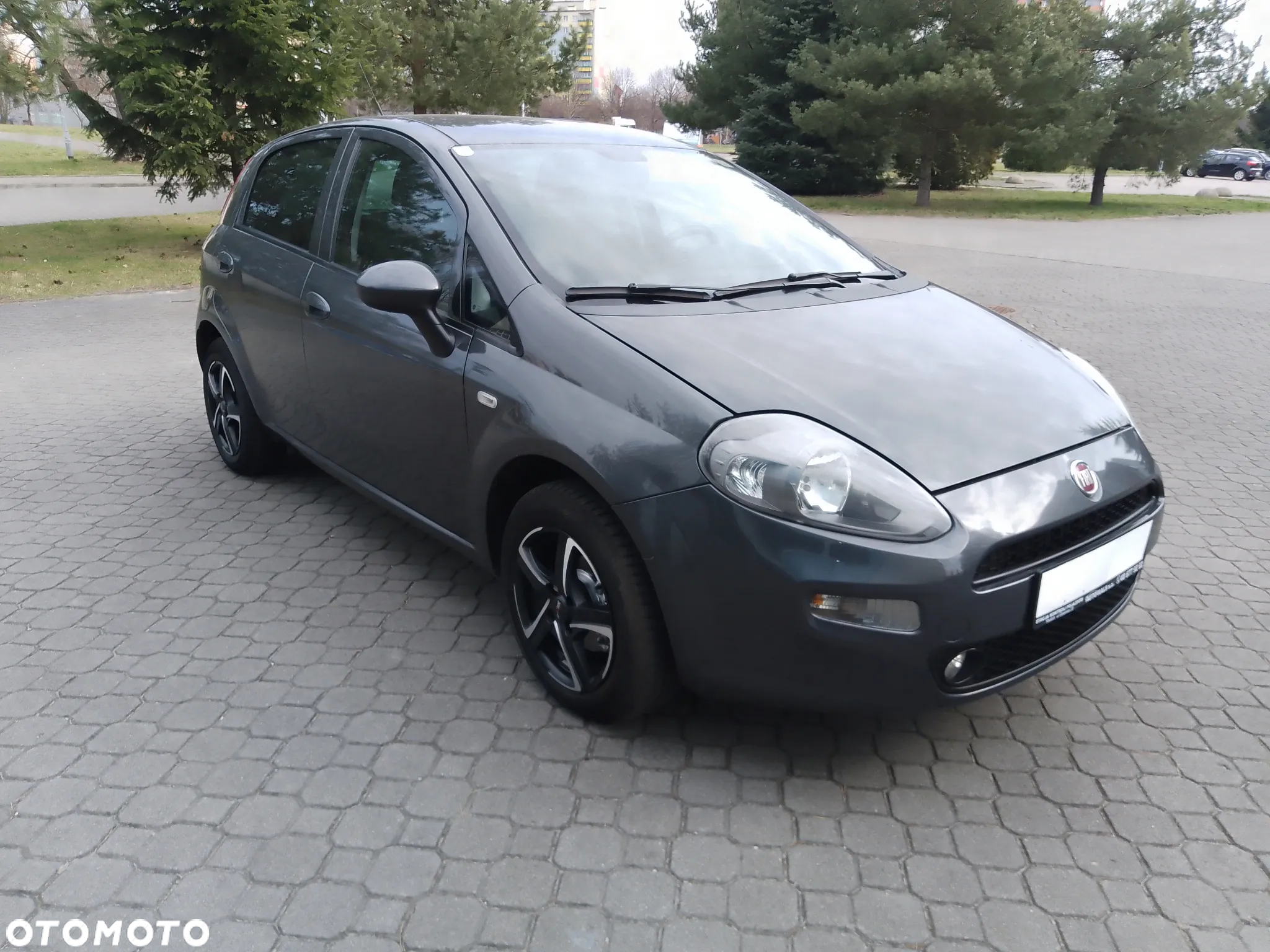 Fiat Punto 1.4 Easy Pakiet Easy Plus S&S - 2