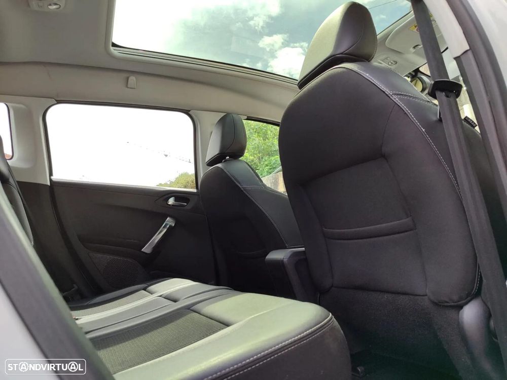 Peugeot 2008 - 19