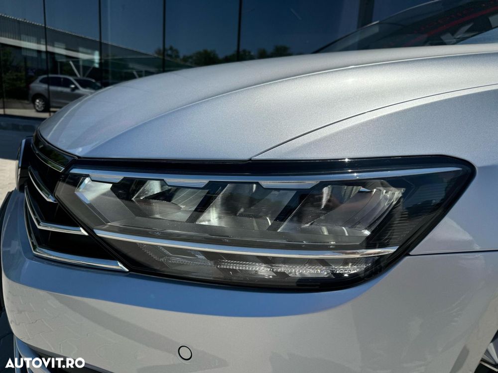 Volkswagen Passat 2.0 TDI DSG Highline - 34